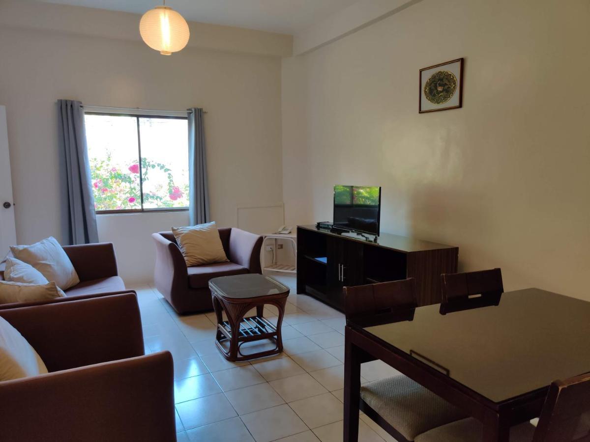 Red Knight Gardens Otel Davao City Dış mekan fotoğraf