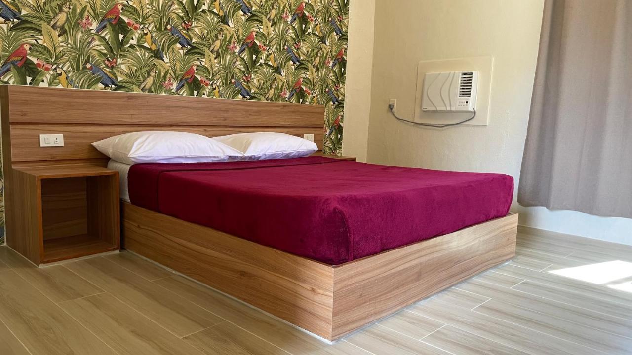 Red Knight Gardens Otel Davao City Dış mekan fotoğraf