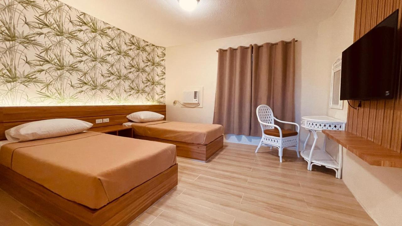 Red Knight Gardens Otel Davao City Dış mekan fotoğraf